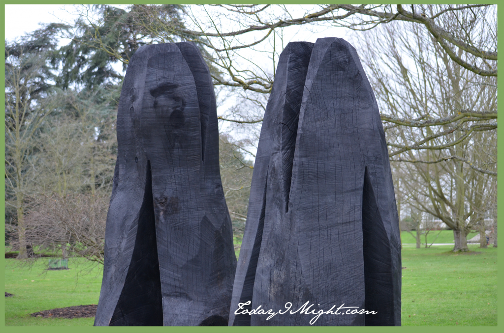 todayimight.com | London | Kew Garden | David Nash | Two Sliced Cedars
