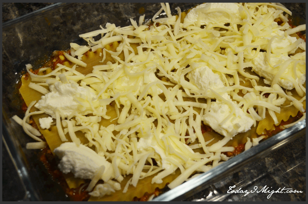 todayimight.com | Turkey Lasagna | Cheese Layer